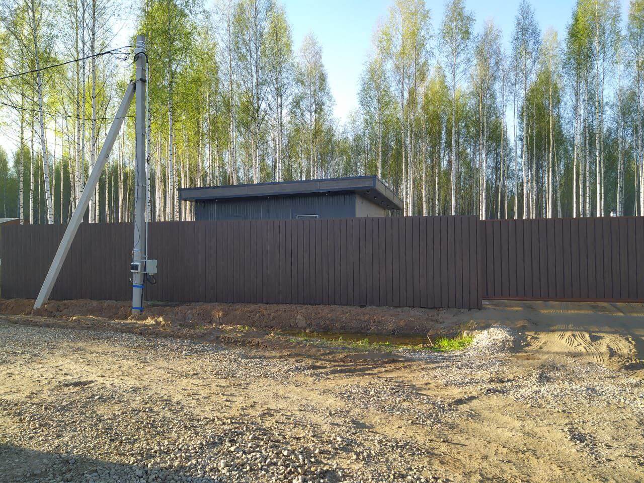 Забор из металлосайдинга ЕВРО-БРУС 25м Темный Каштан 3D Принтек фото 1 в Пензе