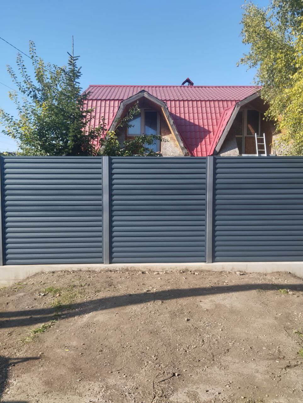 Забор-жалюзи из ламелей Реснички 54м RAL7024/7024 Серый Графит двусторонний МАТТЕ в Пензе